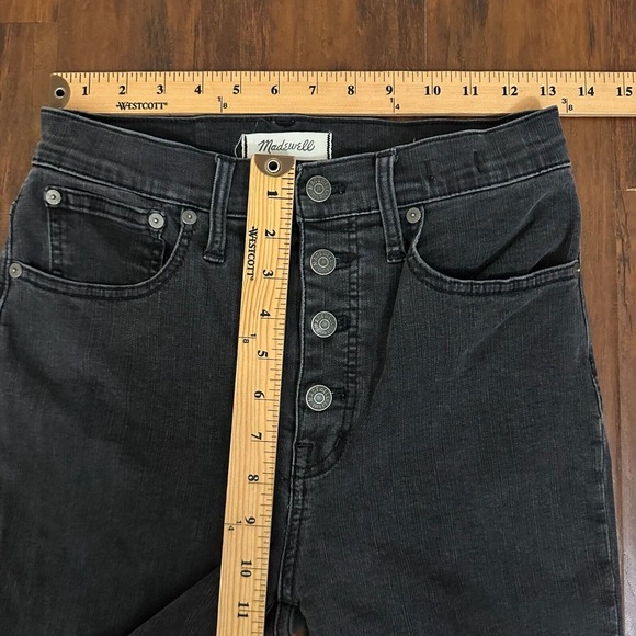 MADEWELL Cali Demi-Boot Jeans in Bellspring Wash Button-Front Edition - Picture 13 of 15